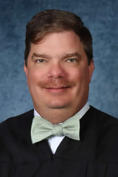 Photo of Hon. Linn, Michael James