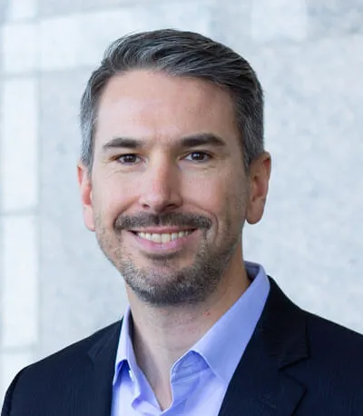 Photo of Joshua Robertson, Defendant Lawyer