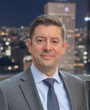 Photo of Joel Z. Schwarz, Plaintiff Lawyer