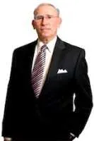 Photo of Dan E. Huffstutter, Plaintiff Lawyer