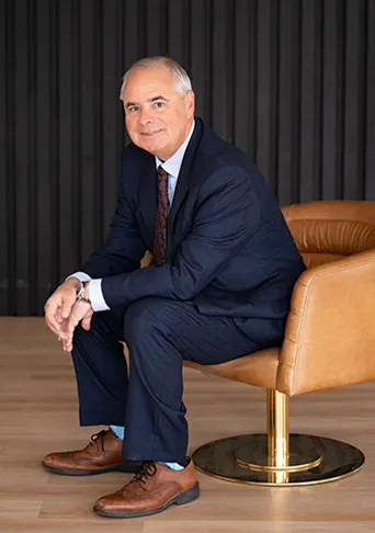 Photo of Earl Charles Dobson, Plaintiff Lawyer