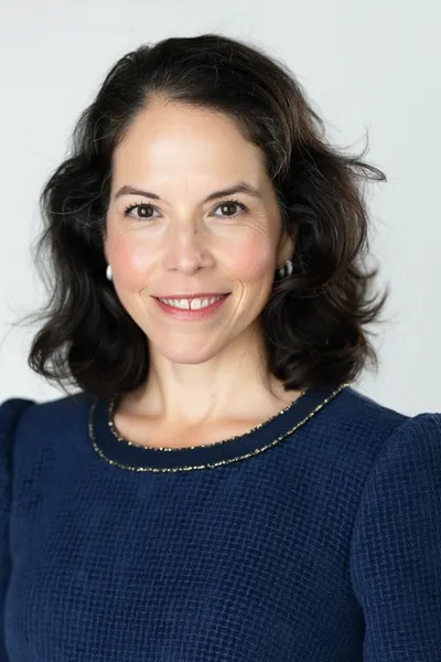 Photo of Hall Roxanna Olvera, Plaintiff Lawyer