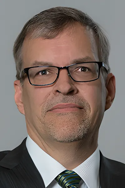Photo of William Paul Lang, Defendant Lawyer