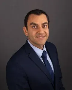 Photo of Brian Jenabzadeh, Plaintiff Lawyer