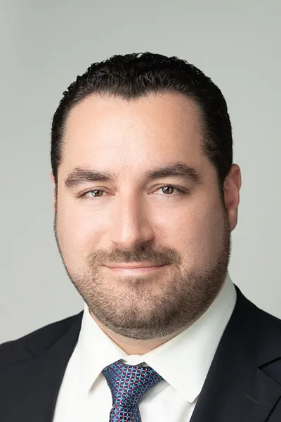 Photo of Lowell Peter Karr, Defendant Lawyer