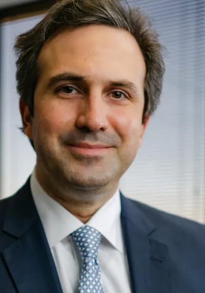 Photo of Mario Ernesto De La Garza, Plaintiff Lawyer