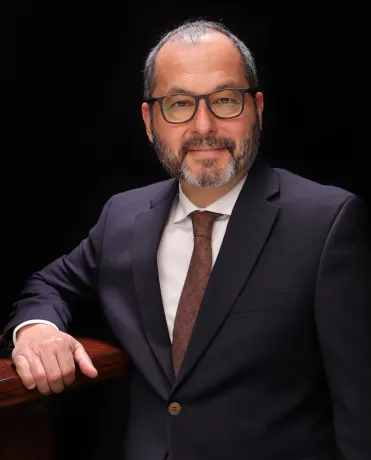 Photo of Hector Salinas, Plaintiff Lawyer
