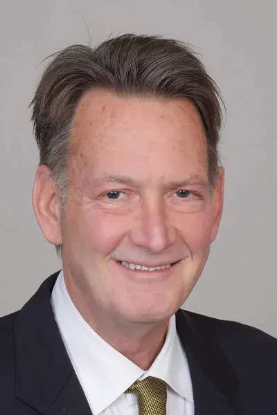 Photo of Kenneth J. Young, Plaintiff Lawyer