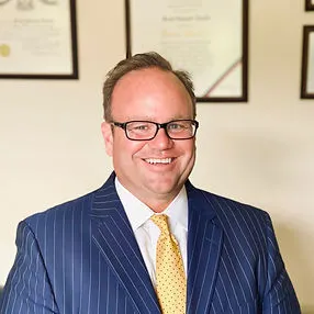 Photo of Eric H. Dee, Defendant Lawyer