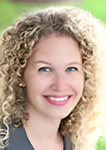 Photo of Erin L. Lewis, Plaintiff Lawyer