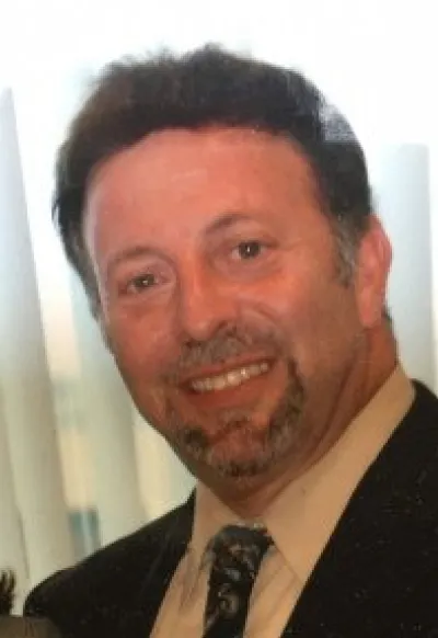 Photo of Kenneth Mitchell, Defendant Lawyer