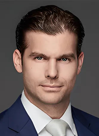 Photo of Viktor Klajn, Plaintiff Lawyer