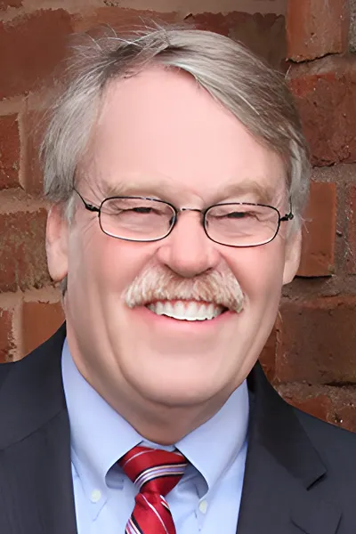 Photo of Richard W. Calhoun, Plaintiff Lawyer