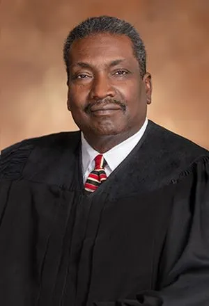 Photo of David C. Mason, Defendant Lawyer