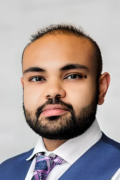 Photo of Vikesh Navnit Patel, Defendant Lawyer