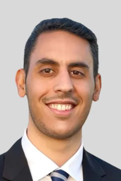 Photo of Eli Rezvani, Plaintiff Lawyer