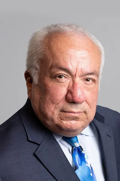 Photo of Julian T. Lopez, Plaintiff Lawyer