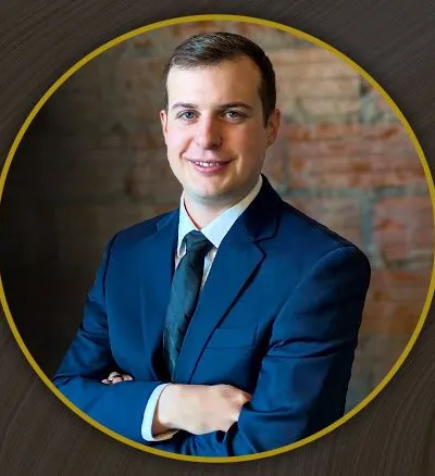 Photo of Luke Holmen, Plaintiff Lawyer