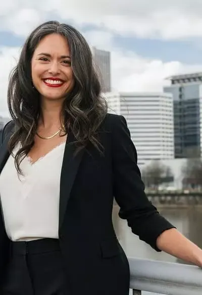 Photo of Amber Kinney, Plaintiff Lawyer