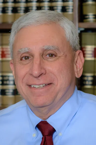 Photo of Elliot Beresen, Plaintiff Lawyer