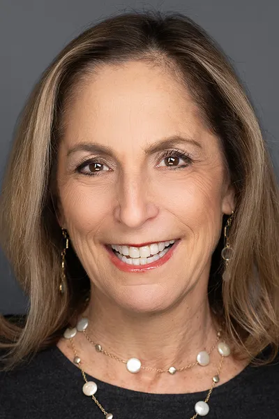 Photo of Deborah I. Ecker, Defendant Lawyer