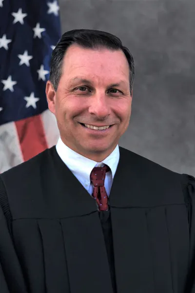Photo of Robert J. Morad, Defendant Lawyer