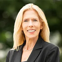 Photo of Diana L. Holland, Plaintiff Lawyer