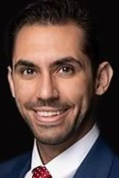 Photo of Rafael R. Valbuena, Plaintiff Lawyer