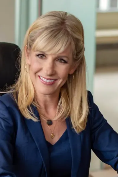 Photo of Tara R. Lawrence, Plaintiff Lawyer