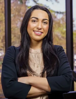 Photo of Danielle Husseini, Plaintiff Lawyer
