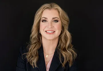 Photo of Christina Wade Perrone, Defendant Lawyer