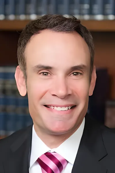 Photo of Lee Main, Plaintiff Lawyer