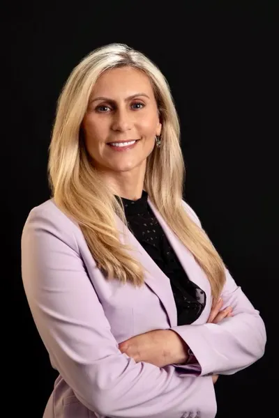 Photo of Larysa Polunin, Plaintiff Lawyer