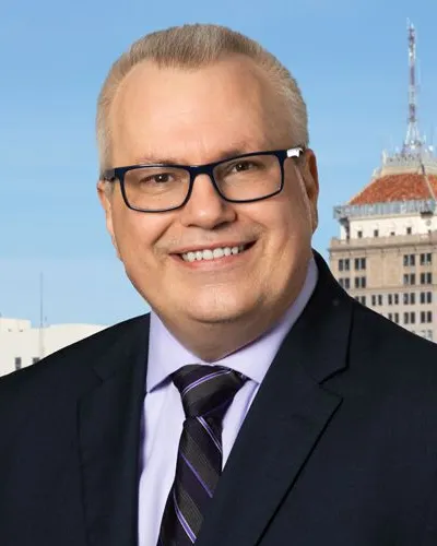 Photo of Daniel James Cravens, Plaintiff Lawyer