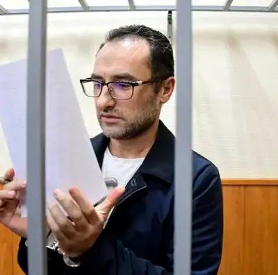 Photo of Alan J. Gibson, Defendant Lawyer