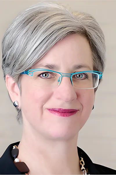 Photo of Shannon Leah Novey, Defendant Lawyer