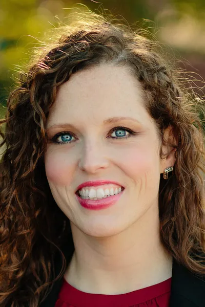 Photo of Lindsey Hillis, Plaintiff Lawyer