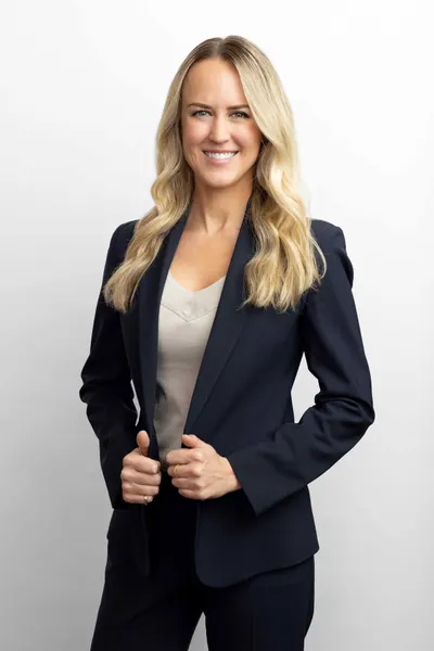 Photo of Lauren Ashley Valkenaar, Plaintiff Lawyer