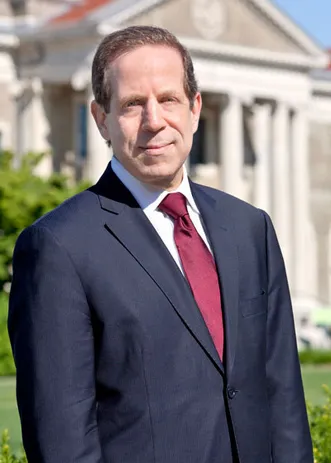Photo of Steven G. Leventhal, Defendant Lawyer