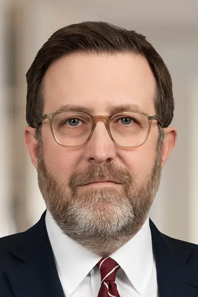 Photo of Erik W. Weibust, Plaintiff Lawyer