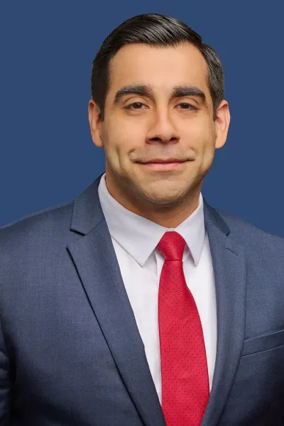 Photo of Daniel Cienfuegos, Plaintiff Lawyer