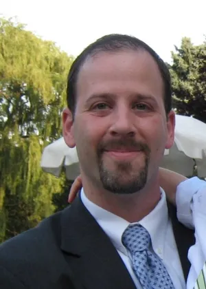 Photo of Adam Chodos, Plaintiff Lawyer