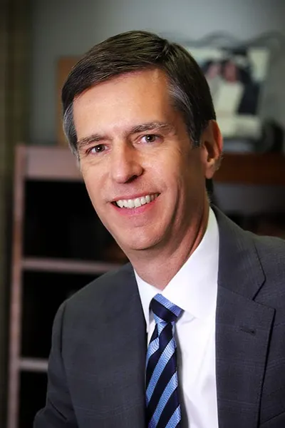 Photo of Brian Dennis Lewis, Plaintiff Lawyer