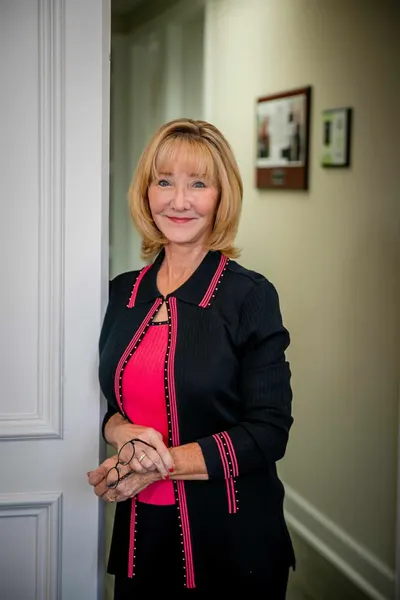 Photo of Vicki L. Pinak, Plaintiff Lawyer