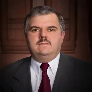 Photo of Lloyd Tracey Lancione, Plaintiff Lawyer
