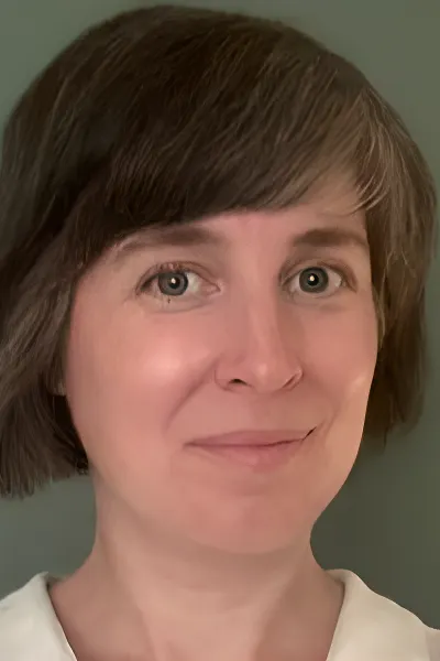 Photo of Holly Robinson, Defendant Lawyer
