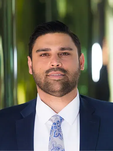 Photo of Amir M. Shoar, Plaintiff Lawyer