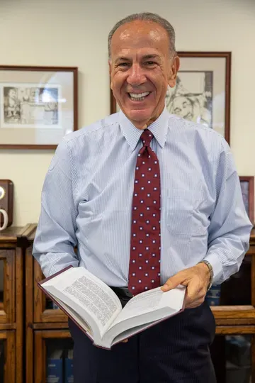Photo of Mark V. Caruana, Plaintiff Lawyer