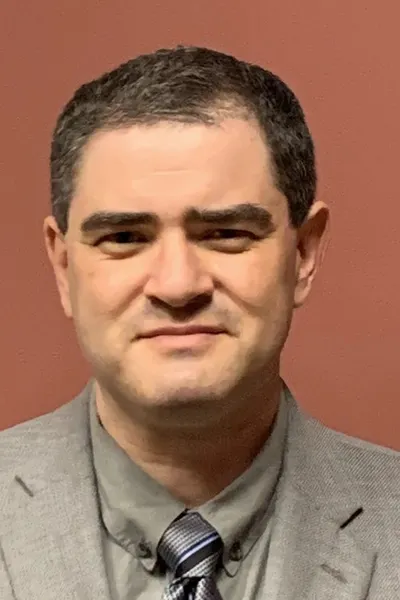 Photo of Alex Brusilovsky, Plaintiff Lawyer