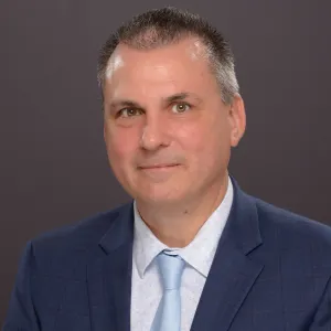 Photo of Peter C. Ensign, Plaintiff Lawyer